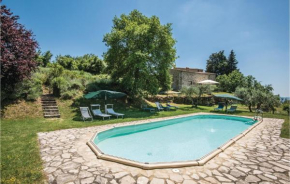 Beautiful apartment in Castellina in Chianti w/ WiFi, 2 Bedrooms and Outdoor swimming pool Castellina In Chianti